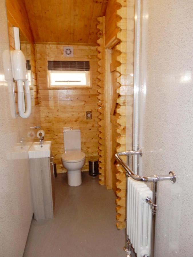 Balmoral Studio Lodge Ellesmere Eksteriør bilde